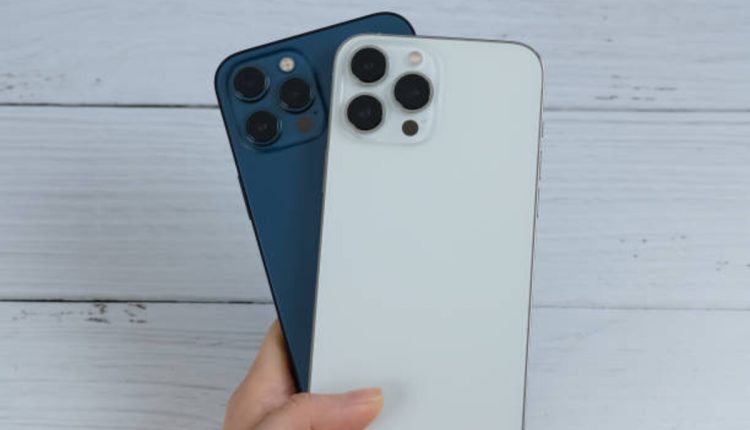 Peso Pluma Phone Case