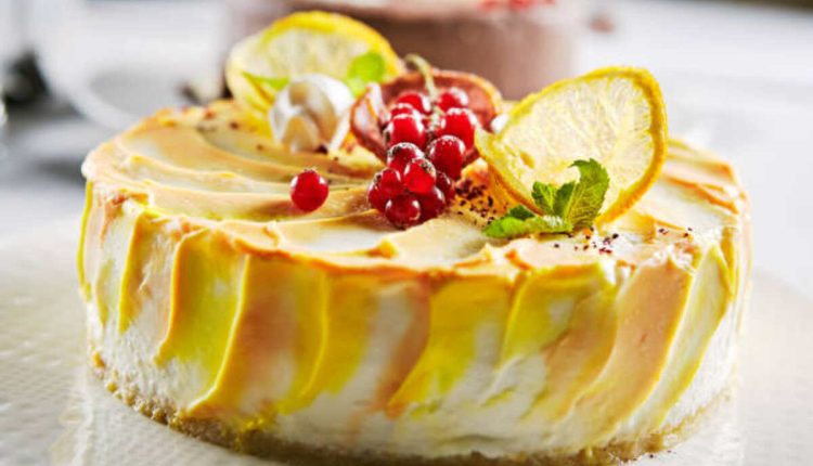 Lemon Berry Mascarpone Cake