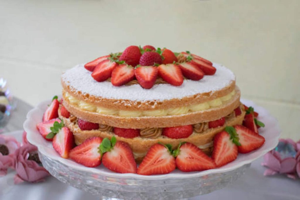 Make a Delicious Lucas Cake